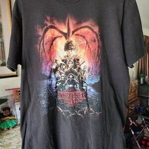 Stranger Things T-Shirt Season 2 Promo Poster Graphic RARE Netflix Large 2017